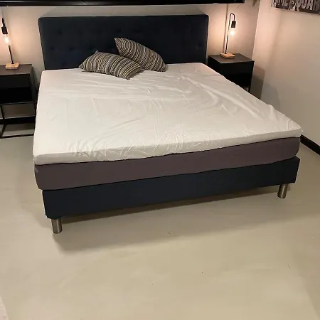 In Апартаменты *