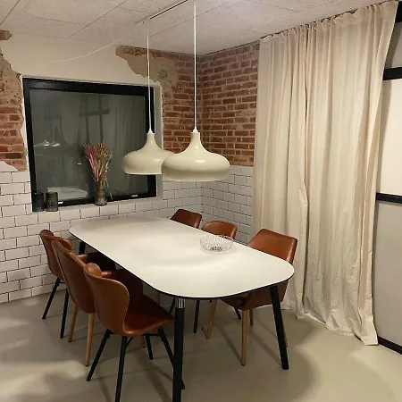 In Апартаменты